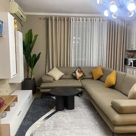 Condor Center Luxury 3 דירה טיראנה