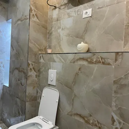 Condor Center Luxury 3 Апартаменты *