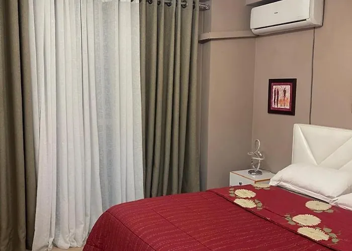 Condor Center Luxury 3 Lägenhet Tirana